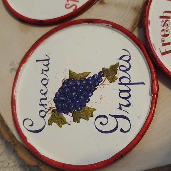 Kathy Hatch Collection Fruit Label Design Coasters Set of 4 Round Metal - Picture 3 of 7